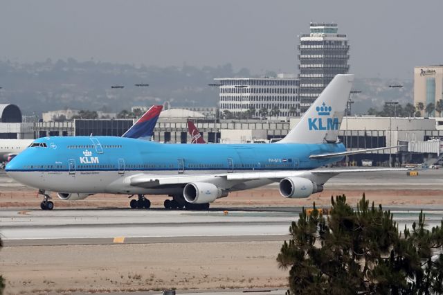 Boeing 747-400 (PH-BFU)