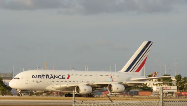 Airbus A380-800 (F-HPJJ)