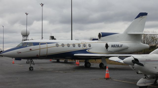 Dassault Falcon 50 (N828JF) - What a beautiful Falcon ð