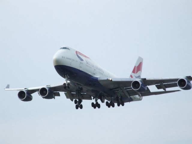 Boeing 747-400 (G-BNLN)