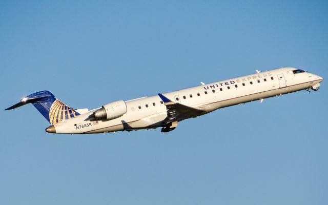 Canadair Regional Jet CRJ-700 (N768SK)