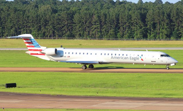 Canadair Regional Jet CRJ-900 (N611NN)