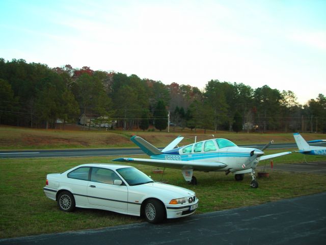 Beechcraft 35 Bonanza (N8699Q)