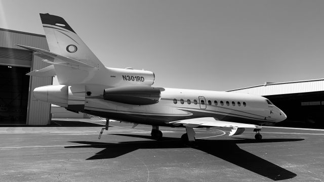 Dassault Falcon 900 (N301RD)