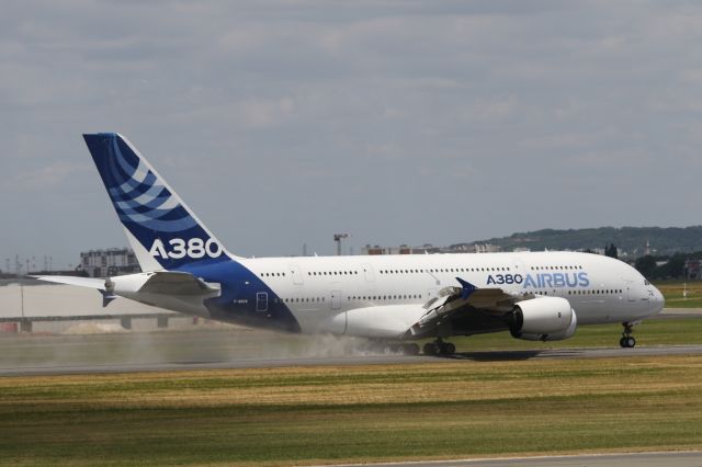 Airbus A380-800 (F-WWOW) - A380 at Paris show