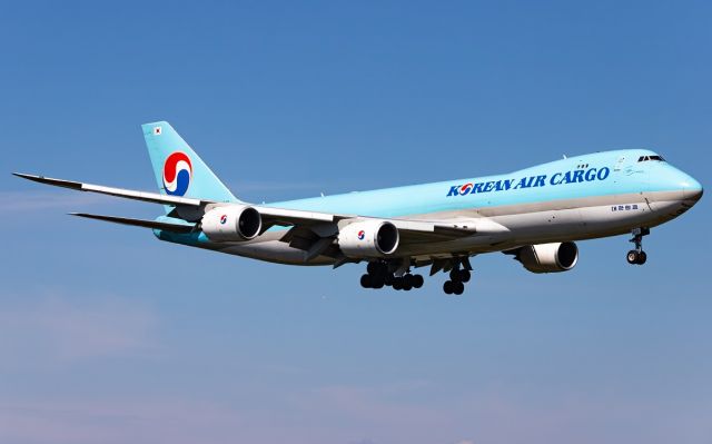 BOEING 747-8 (HL7610)