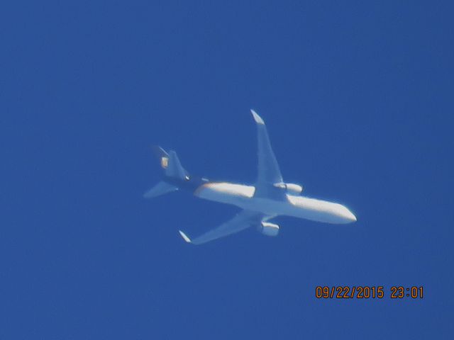 BOEING 767-300 (N356UP)