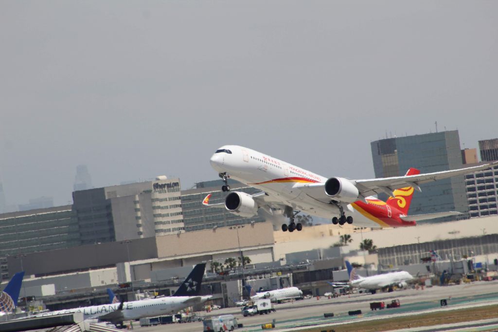 Airbus A350-900 (B-LGE)