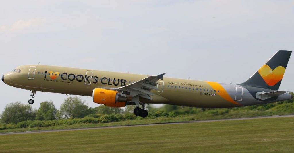 Airbus A321 (G-TCDV) - Manchester uk 