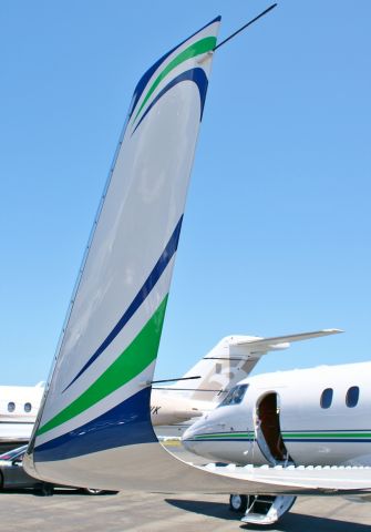 Hawker 800 (N301ML)