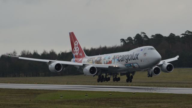 BOEING 747-8 (LX-VCM)