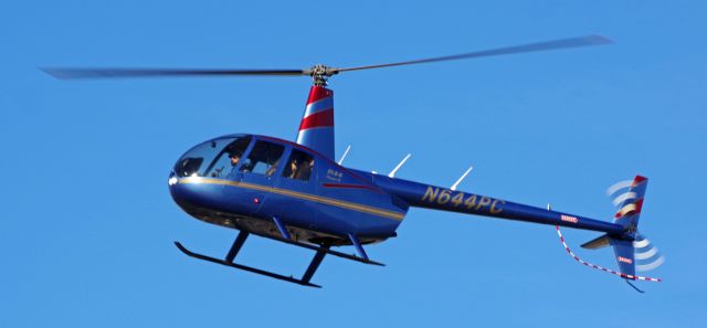 Robinson R-44 (N644PC) - LINDEN AIRPORT-LINDEN, NEW JERSEY, USA-DECEMBER 29, 2022: Seen by RF above Linden Airport (just south of Newark Airport) was this Robinson R-44 helicopter.