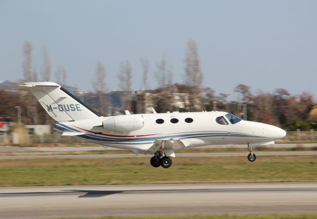 Cessna Citation Mustang (M-OUSE)