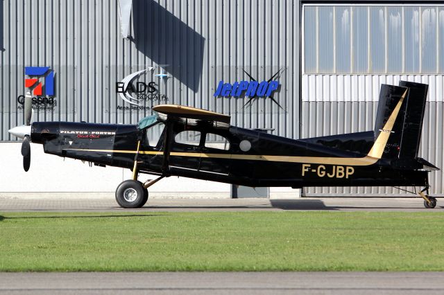 Pilatus PC-6B Turbo-Porter (F-GJBP)