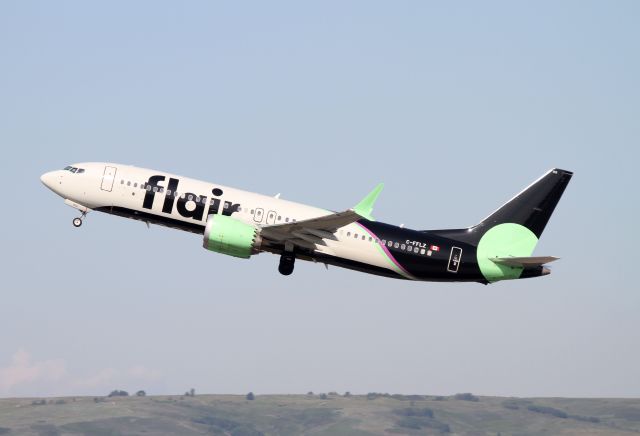 Boeing 737-800 —