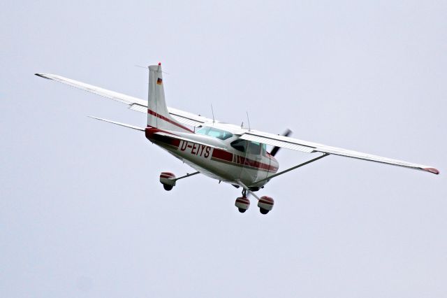 D-EIYS —