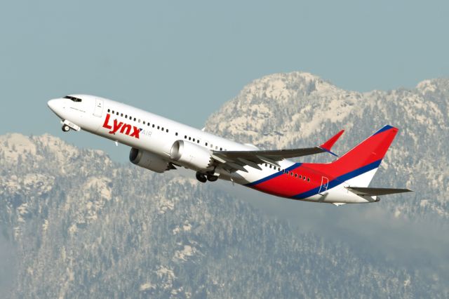 Boeing 737 MAX 8 (C-GULN)