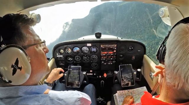 Cessna Skyhawk (D-EEFS) - Mountain flying in Germany.