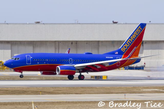 Boeing 737-700 (N464WN)