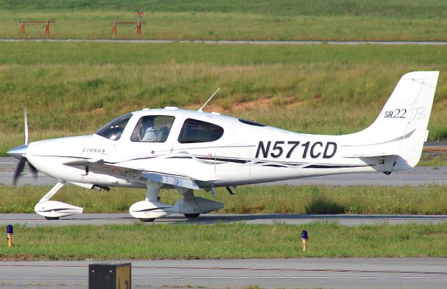 Cirrus SR-22 (N571CD) - After arriving from Western Carolina Regional. Photo taken on 7/19/2020.