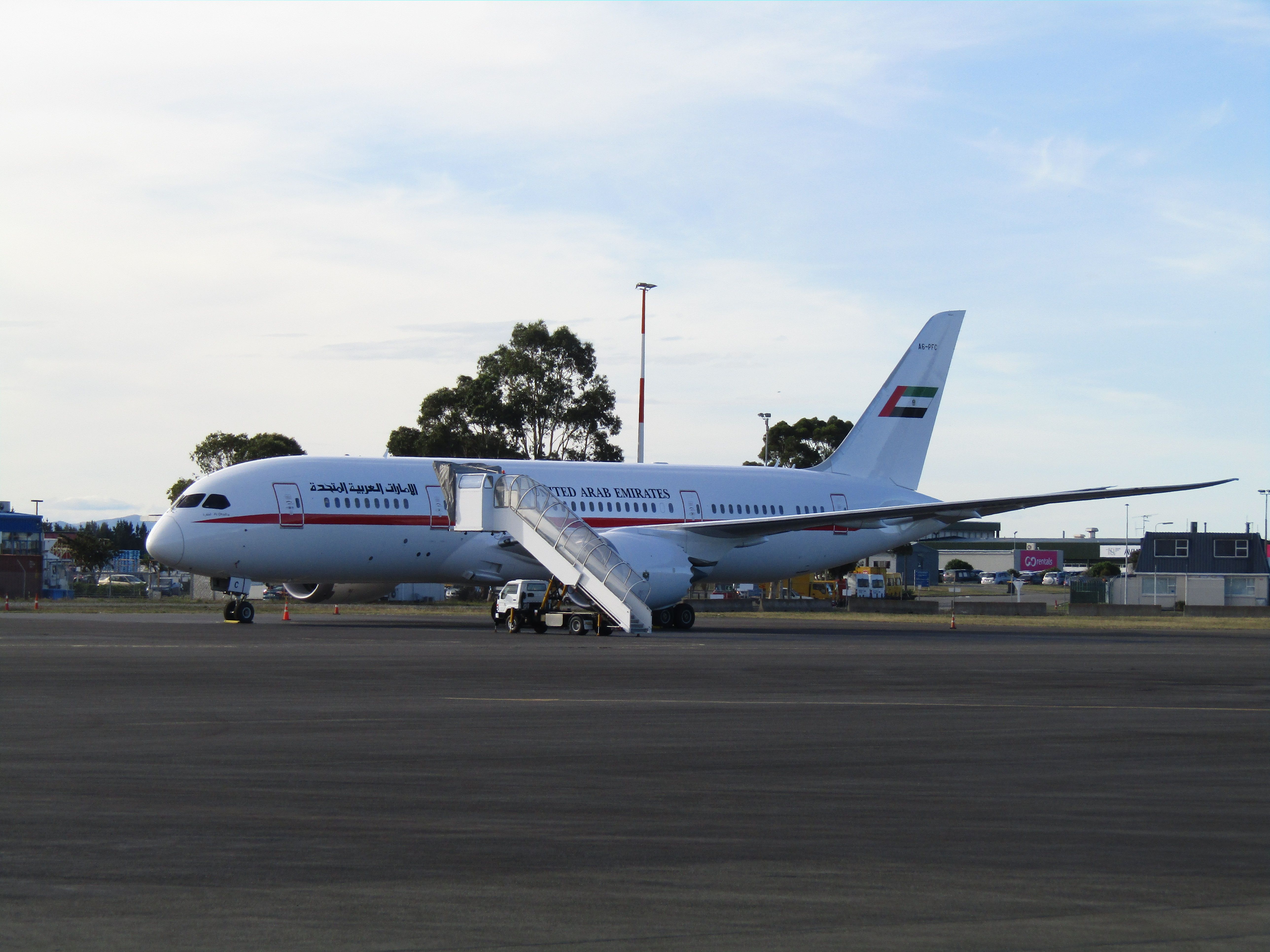 Boeing 787-8 (A6-PFC)