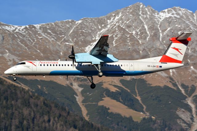 de Havilland Dash 8-400 (OE-LGH)