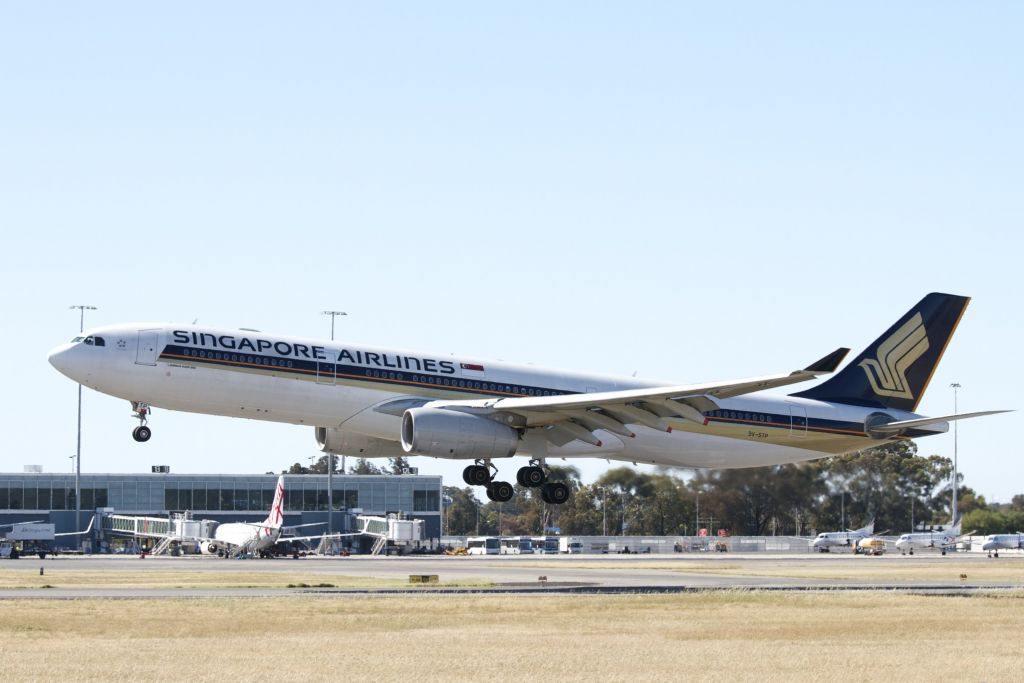 Airbus A330-300 (9V-STP)
