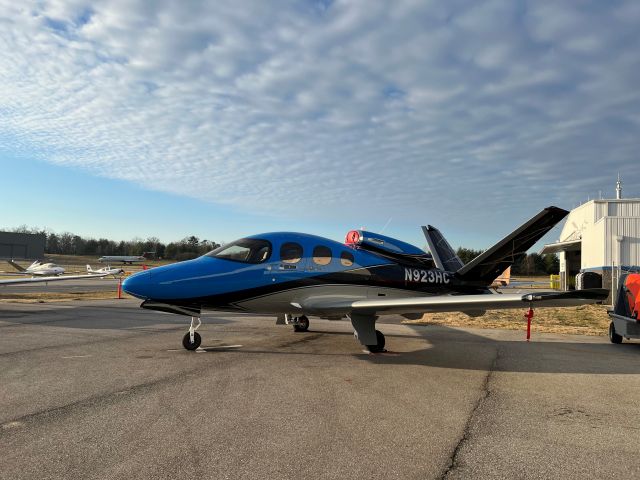 Cirrus Vision SF50 (N923HC) - Delivery at KTYS