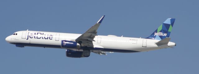 Airbus A321 (N993JE)