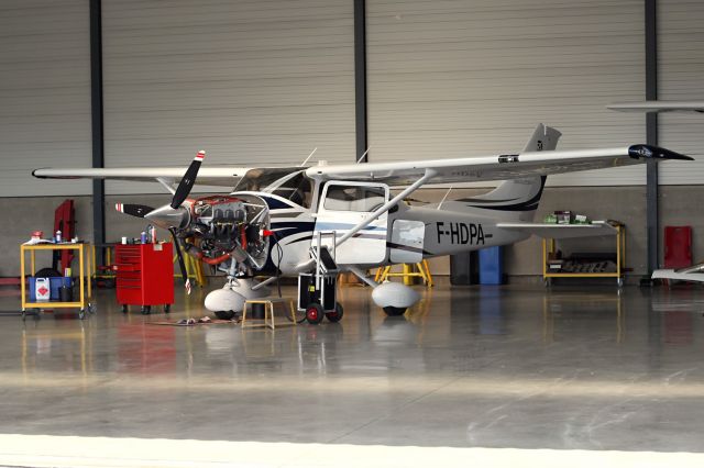 Cessna Skylane (F-HDPA) - FOR ALL YOUR MAINTENANCE........TO EBZW!