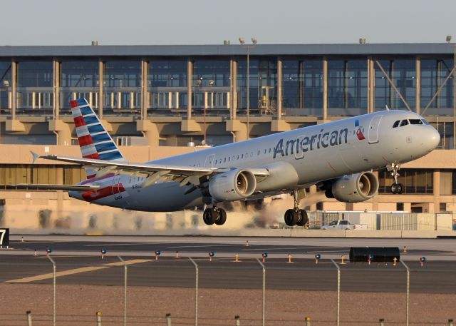 Airbus A321 (N186US)