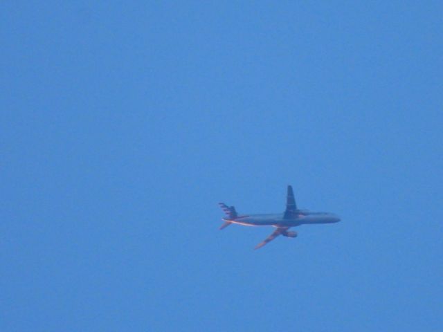 Airbus A321 (N196UW) - AAL478br /08/11/21