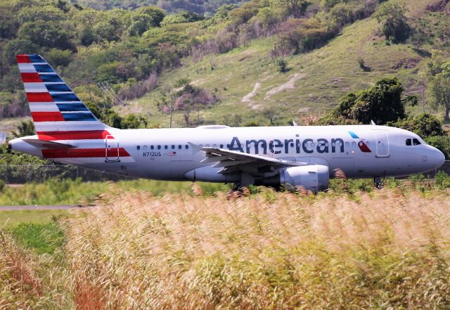 Airbus A319 (N712US)