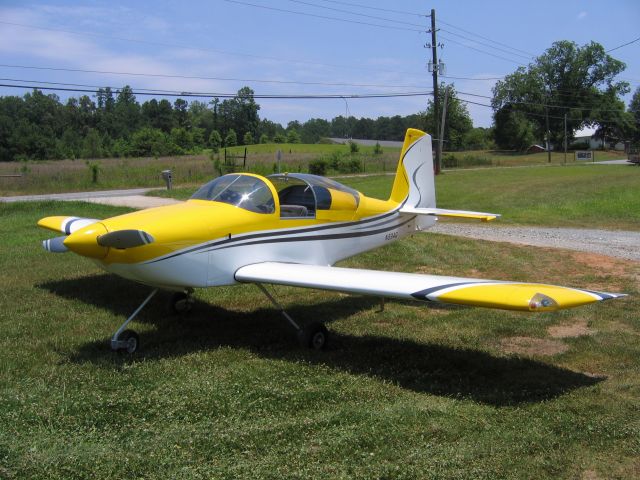 Experimental 100kts-200kts (N594G) - Immediately after its maiden flight.  It doesn't have its wheel pants installed yet