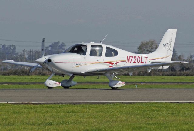 Cirrus SR-22 (N720LT)