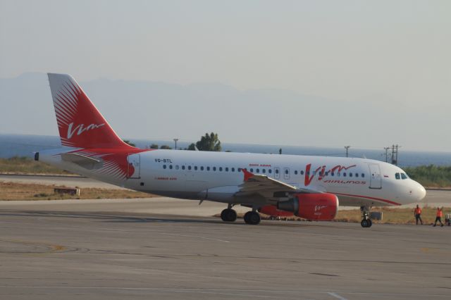 Airbus A319 (VQ-BTL)