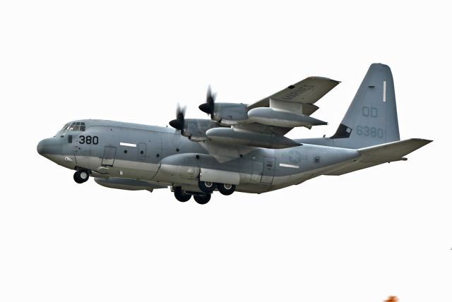 Lockheed C-130 Hercules (16-6380)