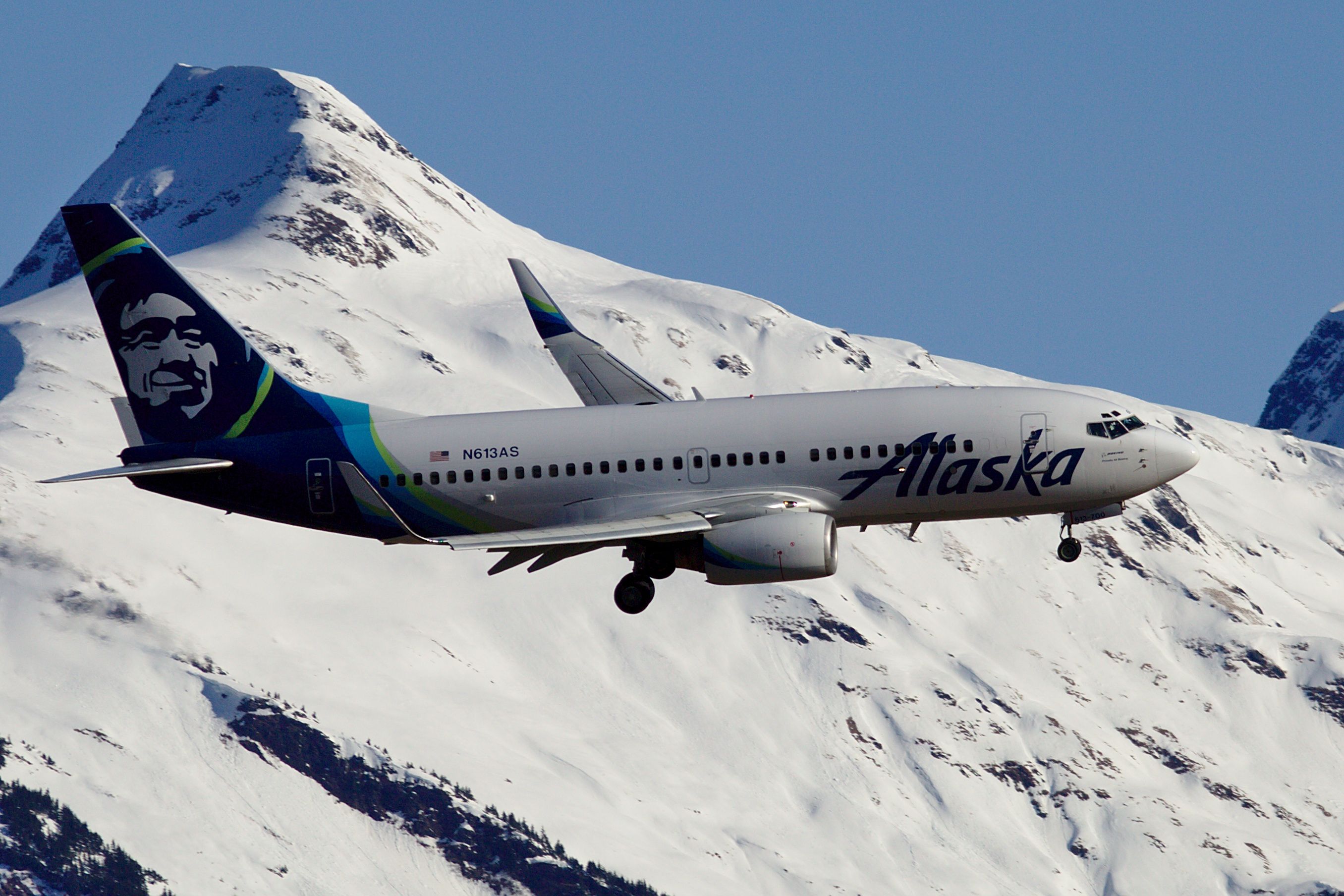 Boeing 737-700 (N613AS) - Walking the dog in the Mendenhall Wetlands, under JNU approach