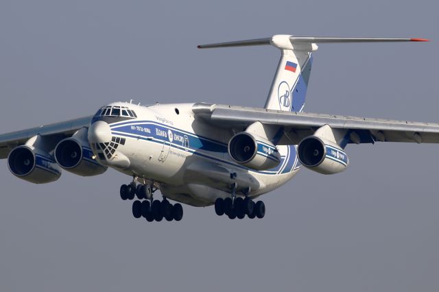 Ilyushin Il-76 (RA-76951)