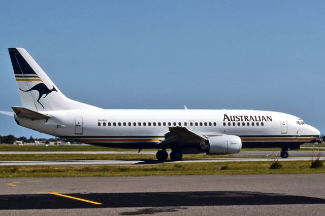 VH-TJA — - AUSTRALIAN AIRLINES - BOEING 737-376 - REG : VH-TJA (CN 24295/1649) - ADELAIDE INTERNATIONAL AIRPORT SA. AUSTRALIA - YPAD 8/9/1991